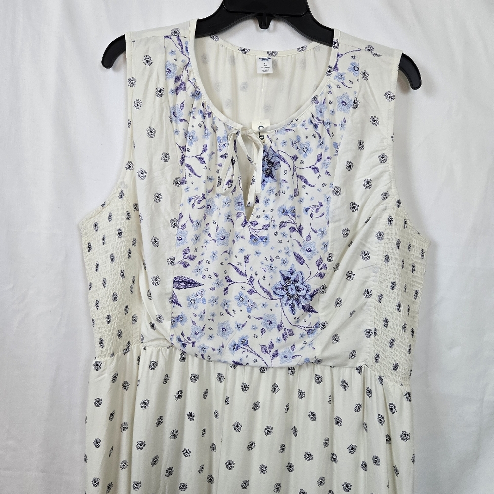 Old‎ Navy Womens Blue White Floral Smocked Fit & Flare Midi Peasant Dress XL New - Picture 2 of 14